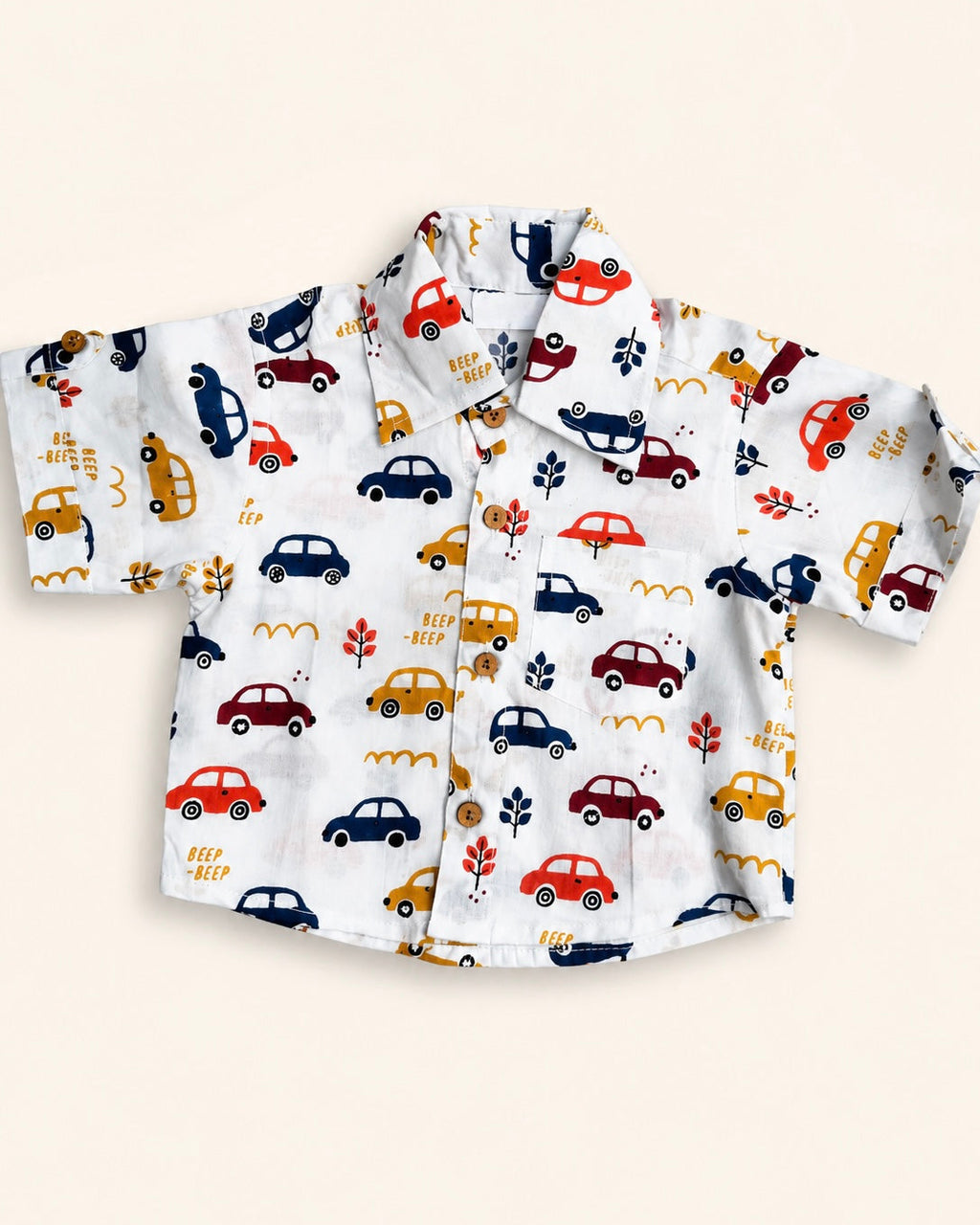 Set of children's pajama shorts with car pattern on a beige background from Aruvo