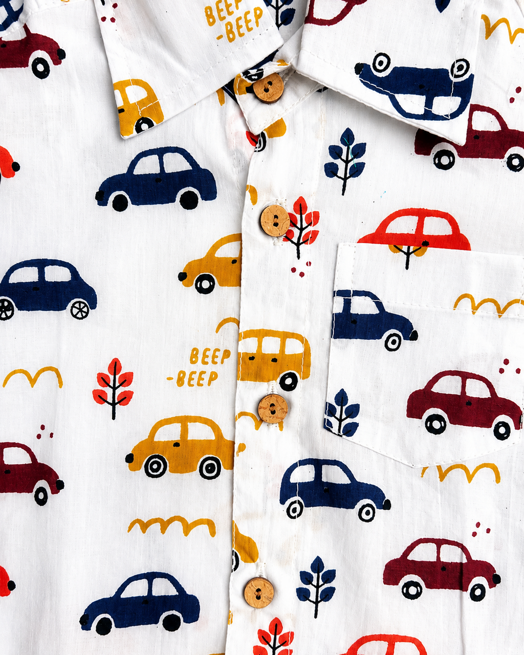 Set of children's pajama shorts with car pattern on a beige background from Aruvo