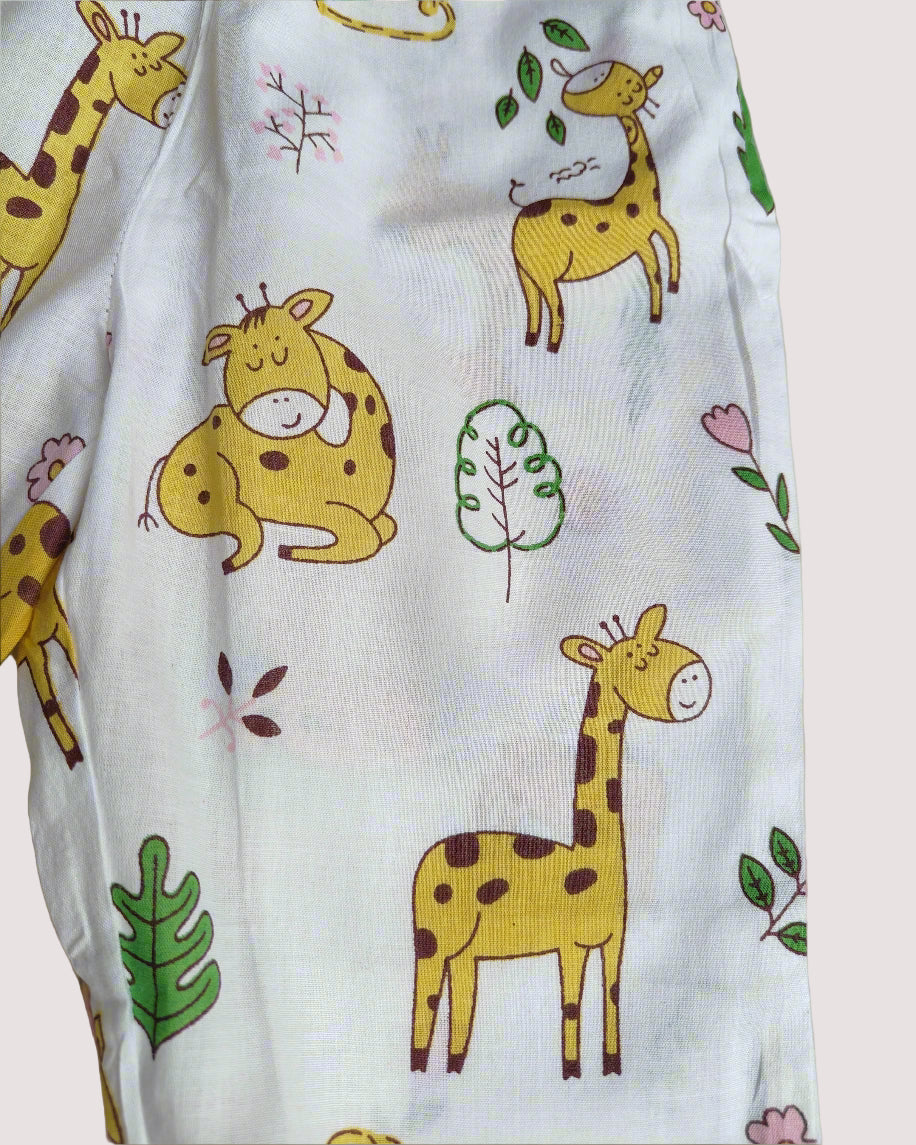 SnugBug White Giraffe Printed NightSuit  in pure cotton fabric for boys and girls
